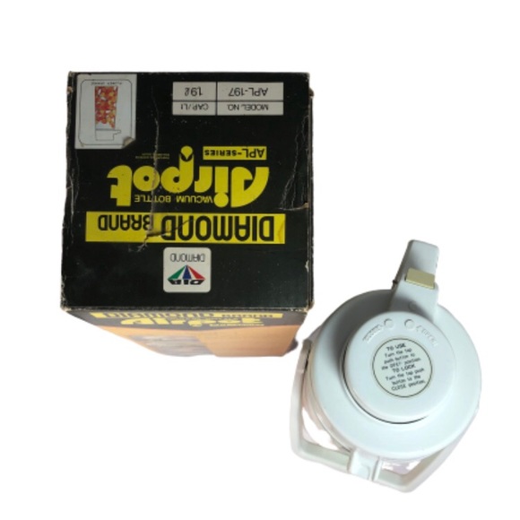 1970's Aladdin Quart Thermos with box Rainbow Cup - Picture 5 of 8